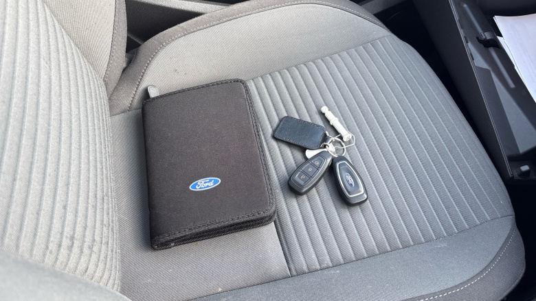 Ford C-MAX 1.5 TDCi Titanium 5dr Diesel Estate